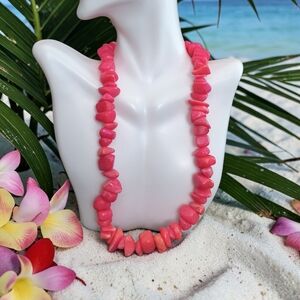 Oversized Coral Glass Precious Stone Necklace